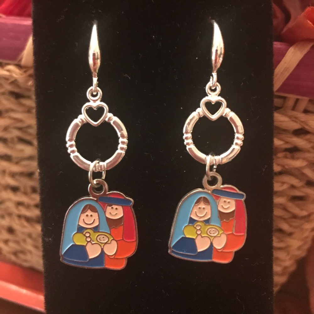 🛍☃🎄Cute manger scene earrings edited pls read